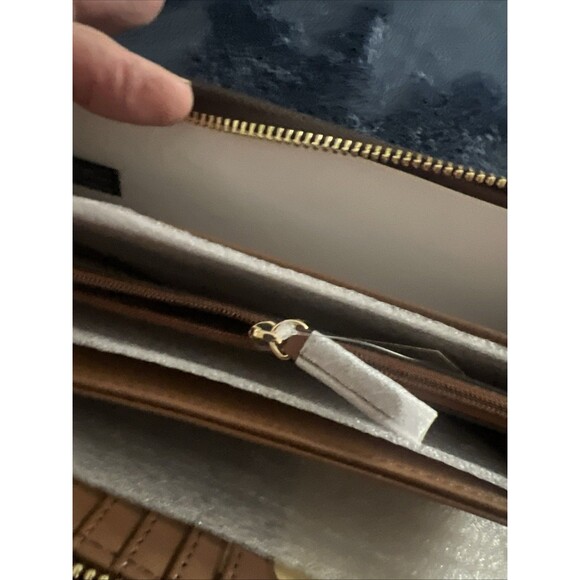 Michael Kors Jet Set Travel Large Zip Around Signature Leather Brown MK Wallet - Picture 12 of 14